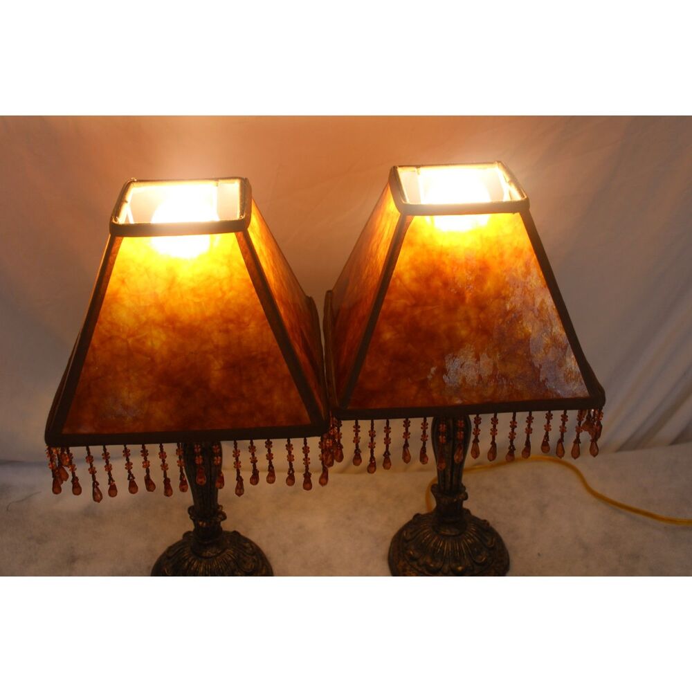 Stunning Pair of Vintage Tiffany/Arts & Crafts Style Accent Table Lamps